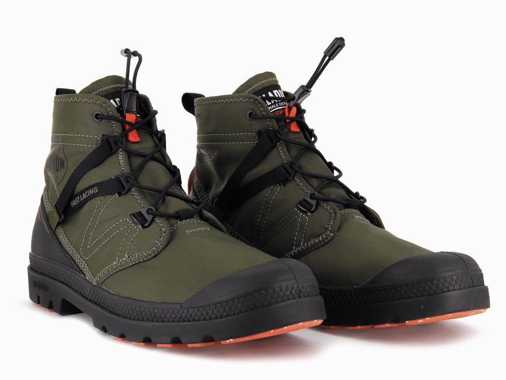 Botas Palladium Pampa Travel Lite+ Waterproof Hombre Verde Oliva | UF8361024